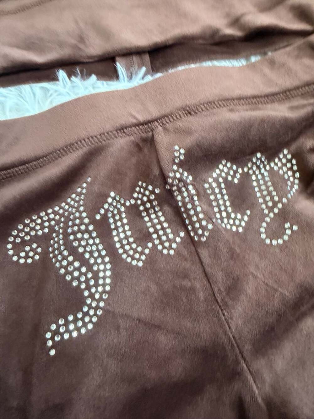 XS Juicy Couture Brown Sugar Velour Track Set Jacket & Flare Pants - Picture 8 of 8